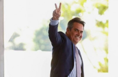 Atacado por Silas Malafaia, ministro Ciro Nogueira chama pastor de 